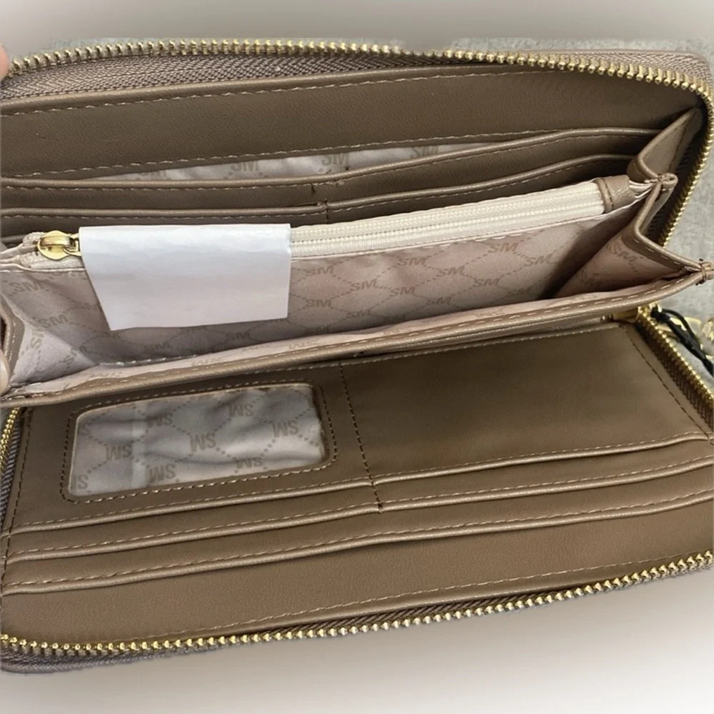 🤎STEVE MADDEN🤎Beviee Mushroom Zip Around Wallet/Wristlet